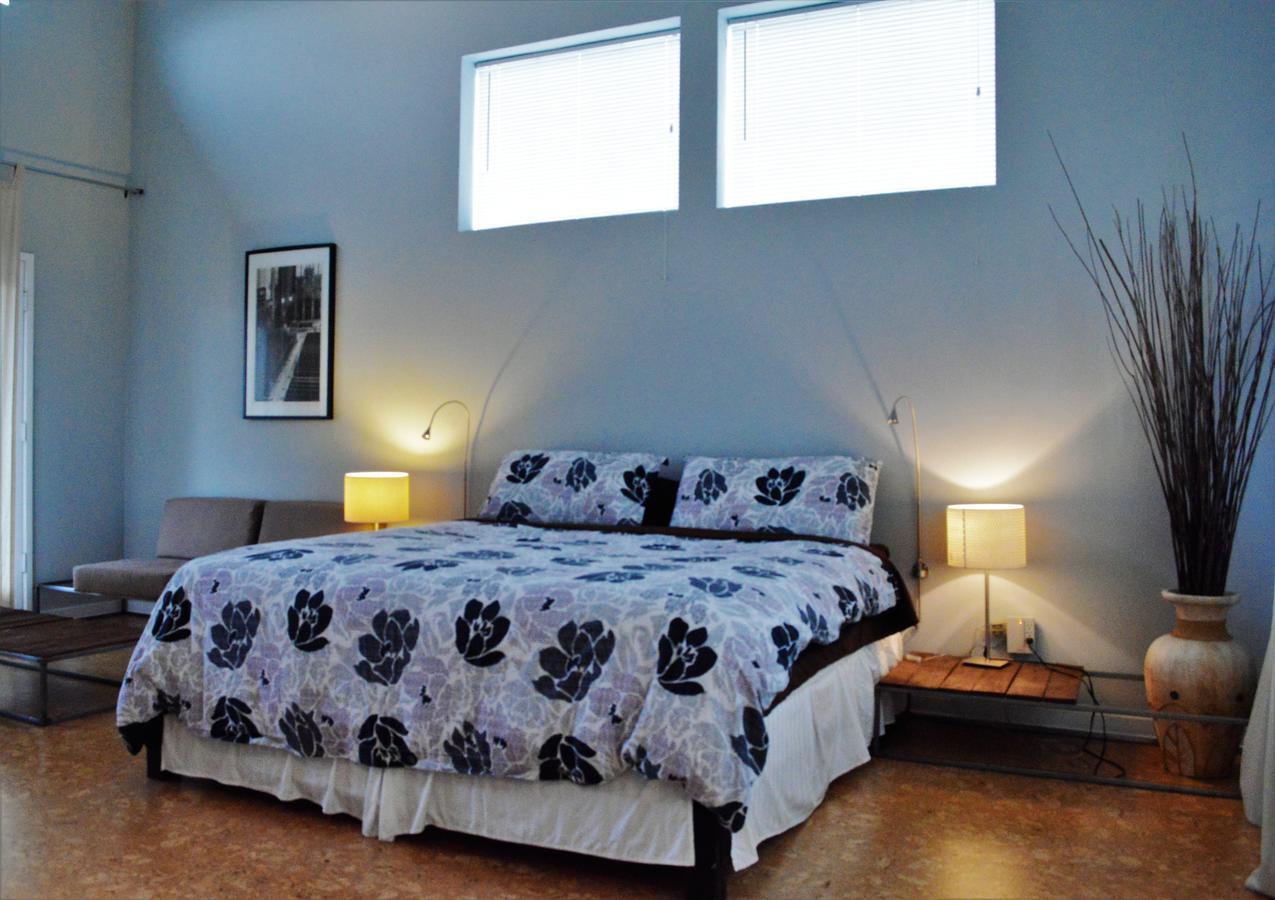 Modern B & B Хьюстон Экстерьер фото