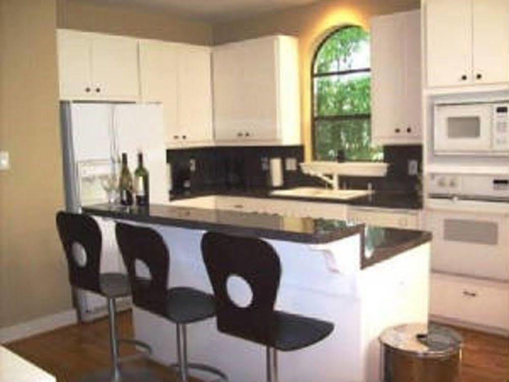 Modern B & B Хьюстон Экстерьер фото